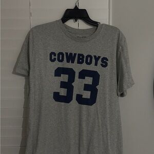 BRANDY MELVILLE COWBOYS 33 T-SHIRT